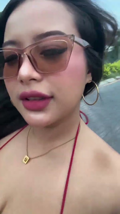 naik paman ojol #tante #bodygoals #model #cewekbarbar #fakebody #3gp #seksi #semok #bohay