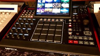 اصنع آلة افتراضية من أي صوت. MPC X و MPC Live