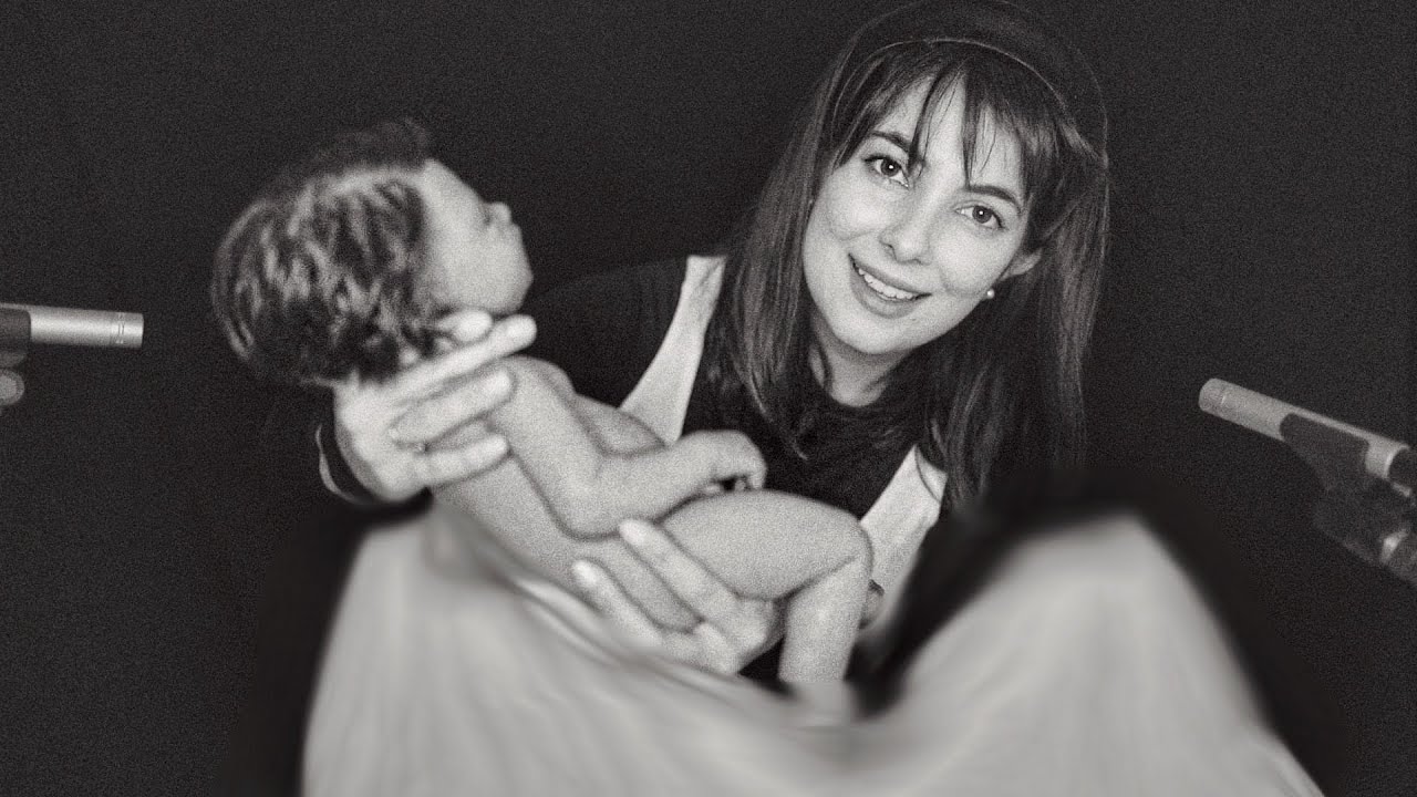 ASMR ENFERMEIRA PARTEIRA EM 1930 • Sweet Carol