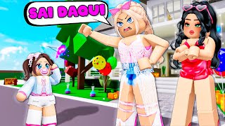 A BEBÊ NÃO FOI CONVIDADA PARA A FESTA DAS PRIMAS | Historinhas Brookhaven RP | Roblox