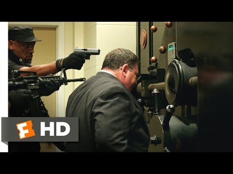 american-heist-(2014)---the-bank-robbery-scene-(5/10)-|-movieclips