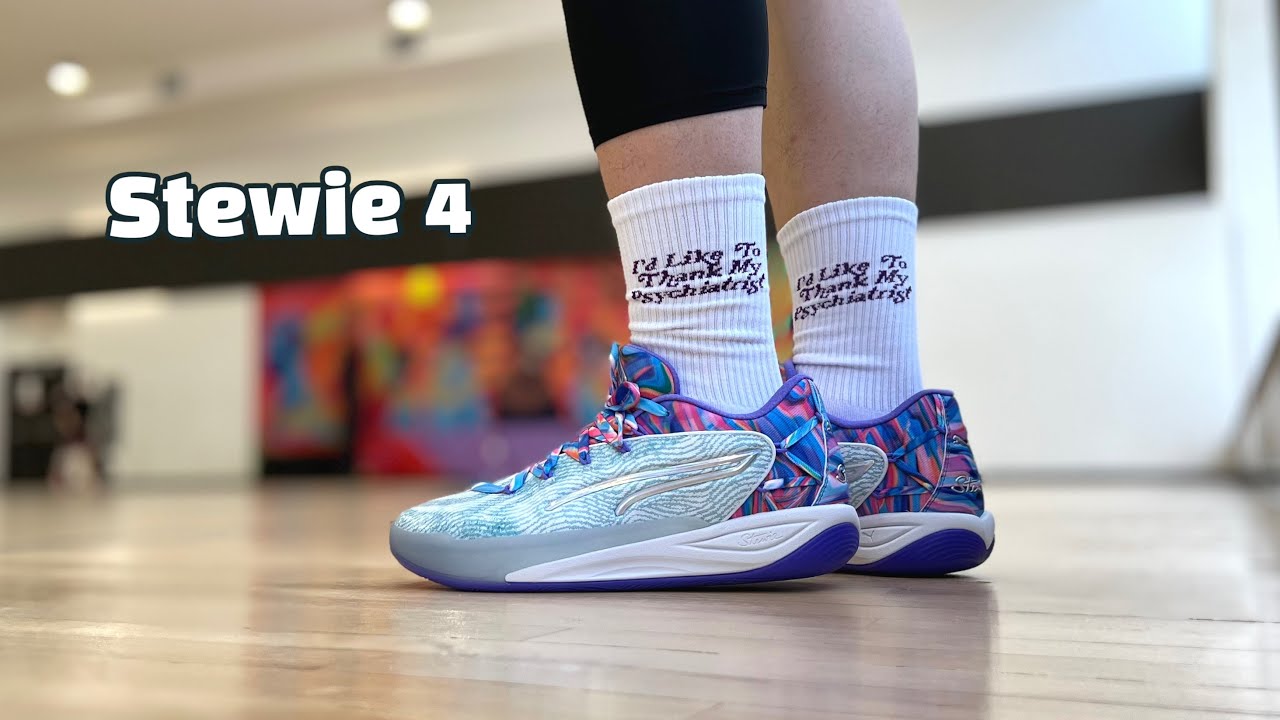 Puma Stewie 4 - YouTube