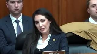 Anna Paulina Luna Presses Ex-Navy Official: Do UFO Hotspots Exist?
