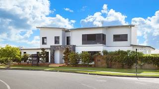 2/1 Kumbatine Street Pimpama, QLD 4209