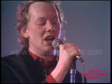 Joe Jackson- "Is She Really Going Out With Him?" on Countdown 1980