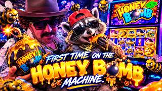 THE RACCOON BOSS TRIES HONEY BOMB FOR THE FIRST TIME! 🐝🔥 screenshot 1