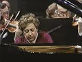Capture de la vidéo Alicia De Larrocha Performes Mozart Piano Concerto 24 K 491 Live
