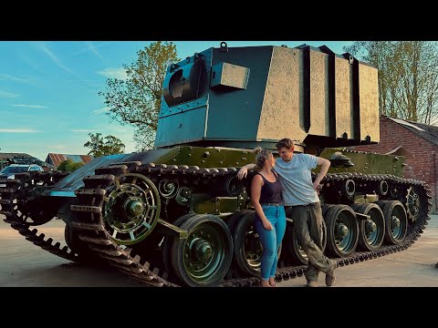 Moving a 600 Horsepower Armoured Shed (FV4005)