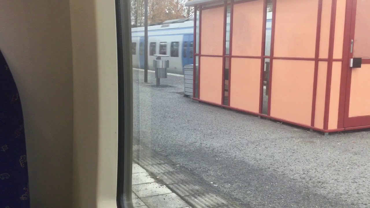 SL pendeltåg från Tumba till Södertälje centrum