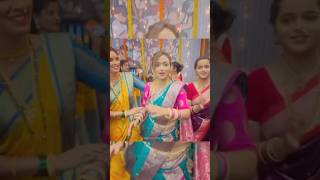 Pariva Pranati Of Screen Enjoy In Wagle Ki Duniya