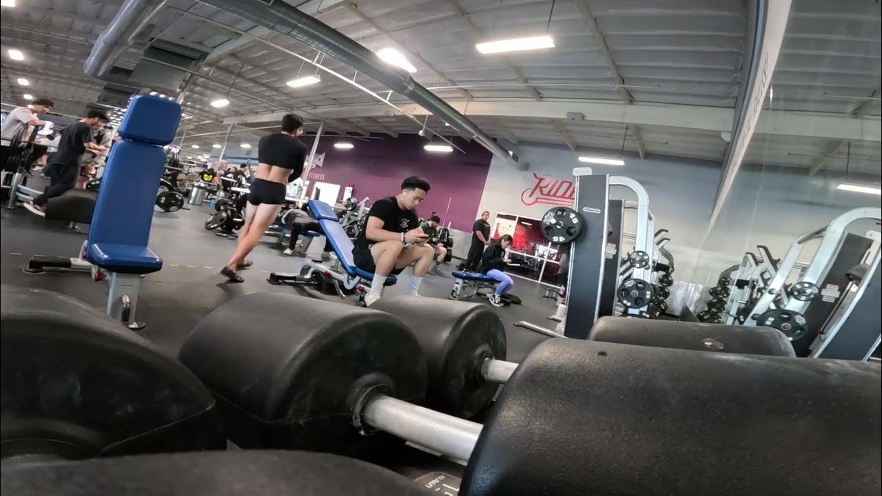 150 POUND DUMBBELL PICK UP AND PUT BACK (ONLY CHALK NO STRAPS) ERIC KIM