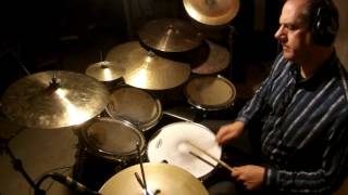 Michael McDonald - I Keep Forgettin' - drum cover by Steve Tocco