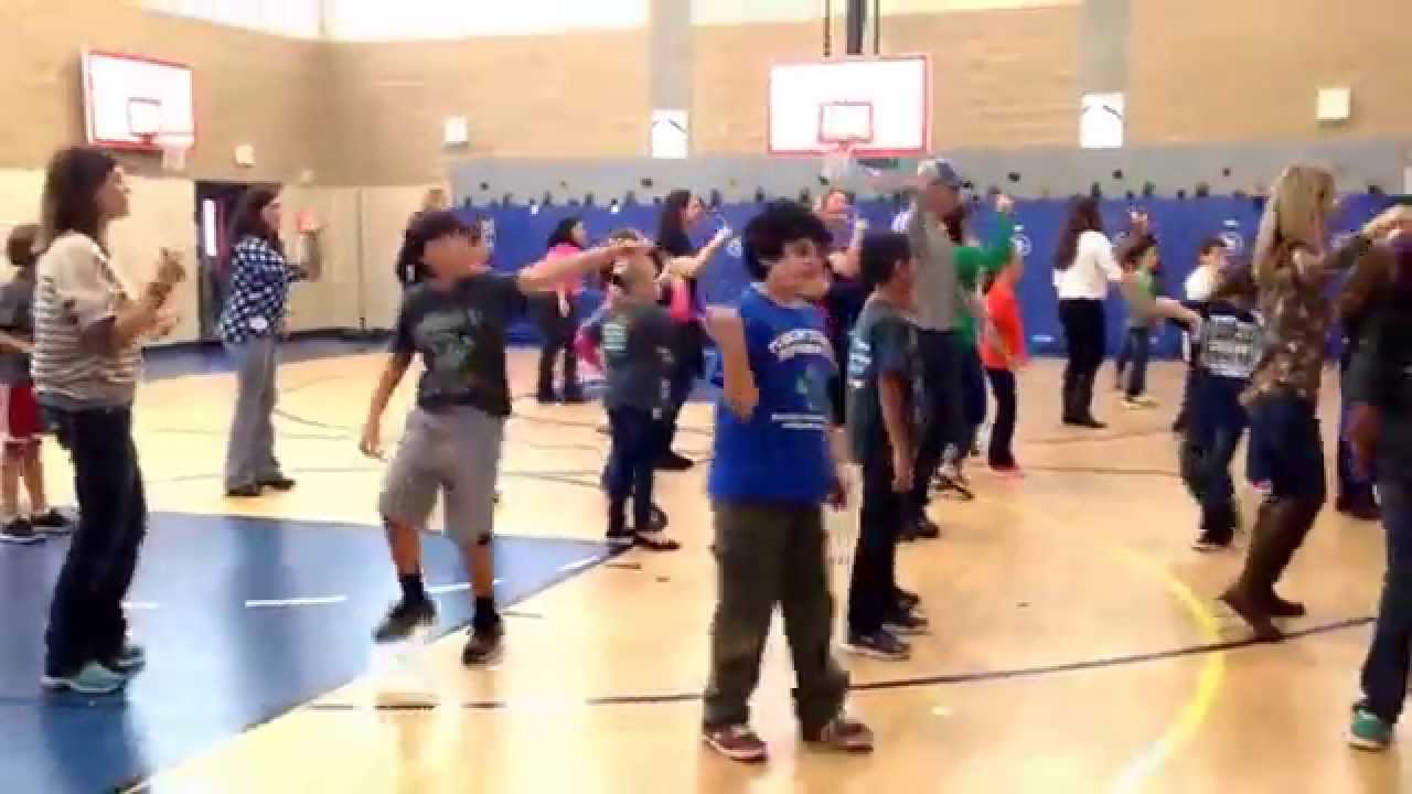 12 Dec.2014 T.H.E. Fraday Dancing. Mariya.