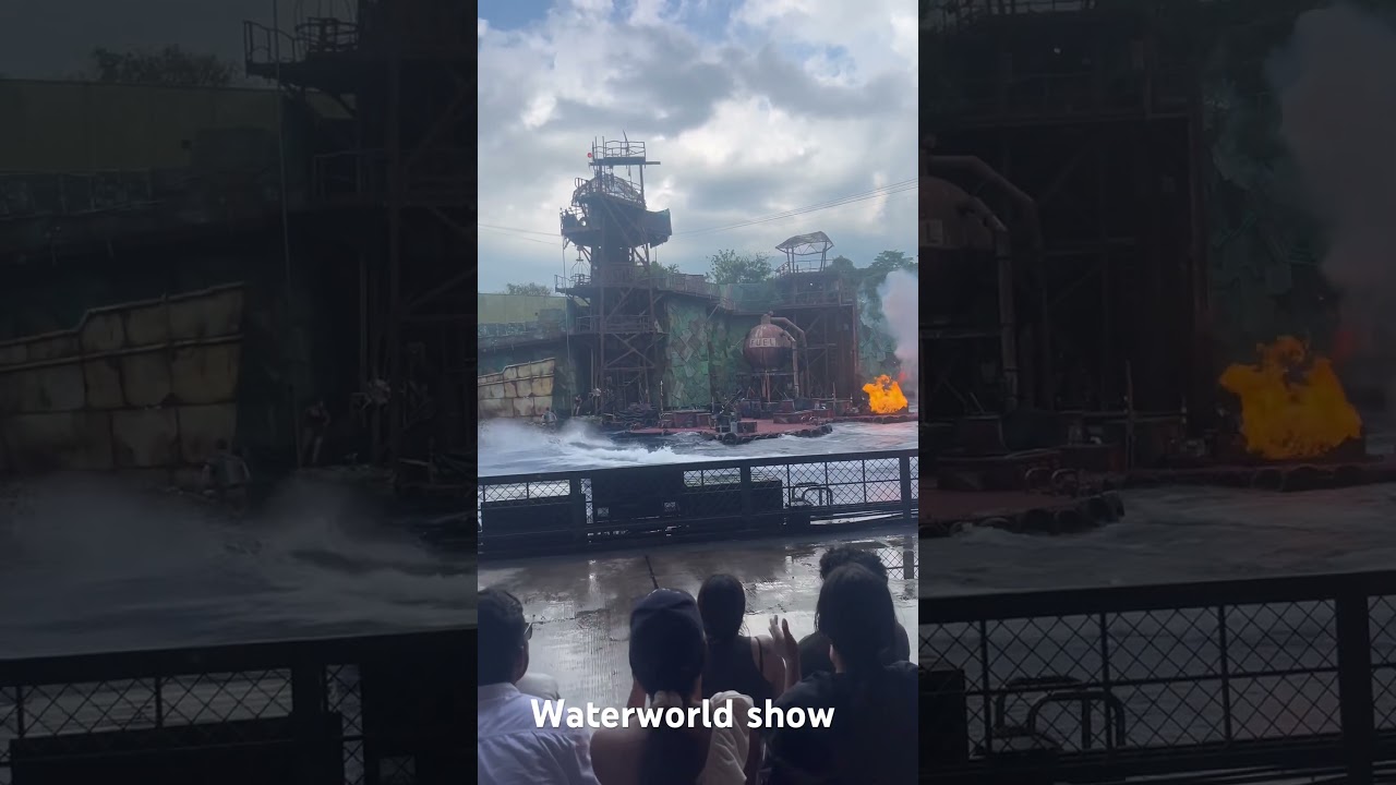 Show in universal studios Singapore lot of effects 😊