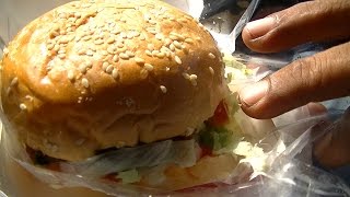 Jakarta Street food 472 Lemoe Burger Green Chilly Beef Burger  Cabe Ijo BR TV 3349