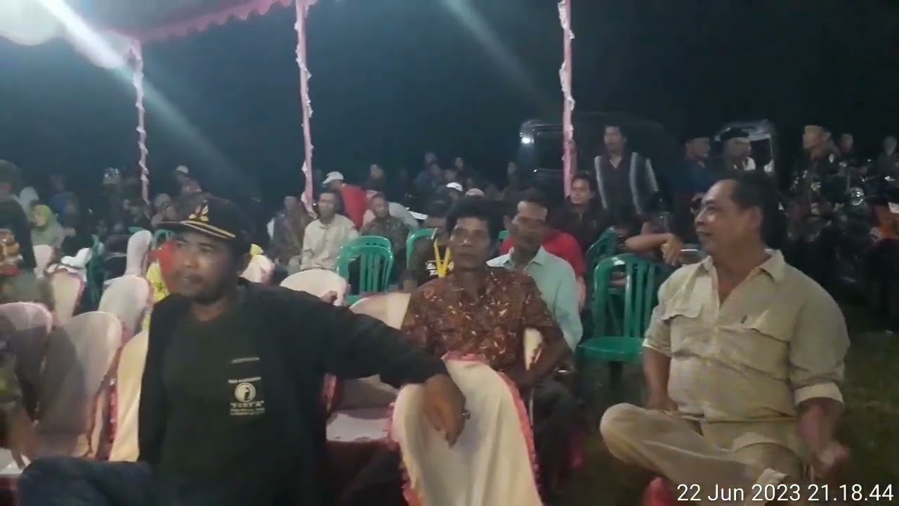 Pagelaran Wayang Santri Ki Dalang Carito,Dalam Rangka Sedekah Bumi Desa Muncang