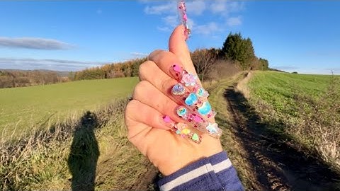 ASMR Outdoors in nature ❄️ Lofi camera tapping & scratching, nature sounds ❄️