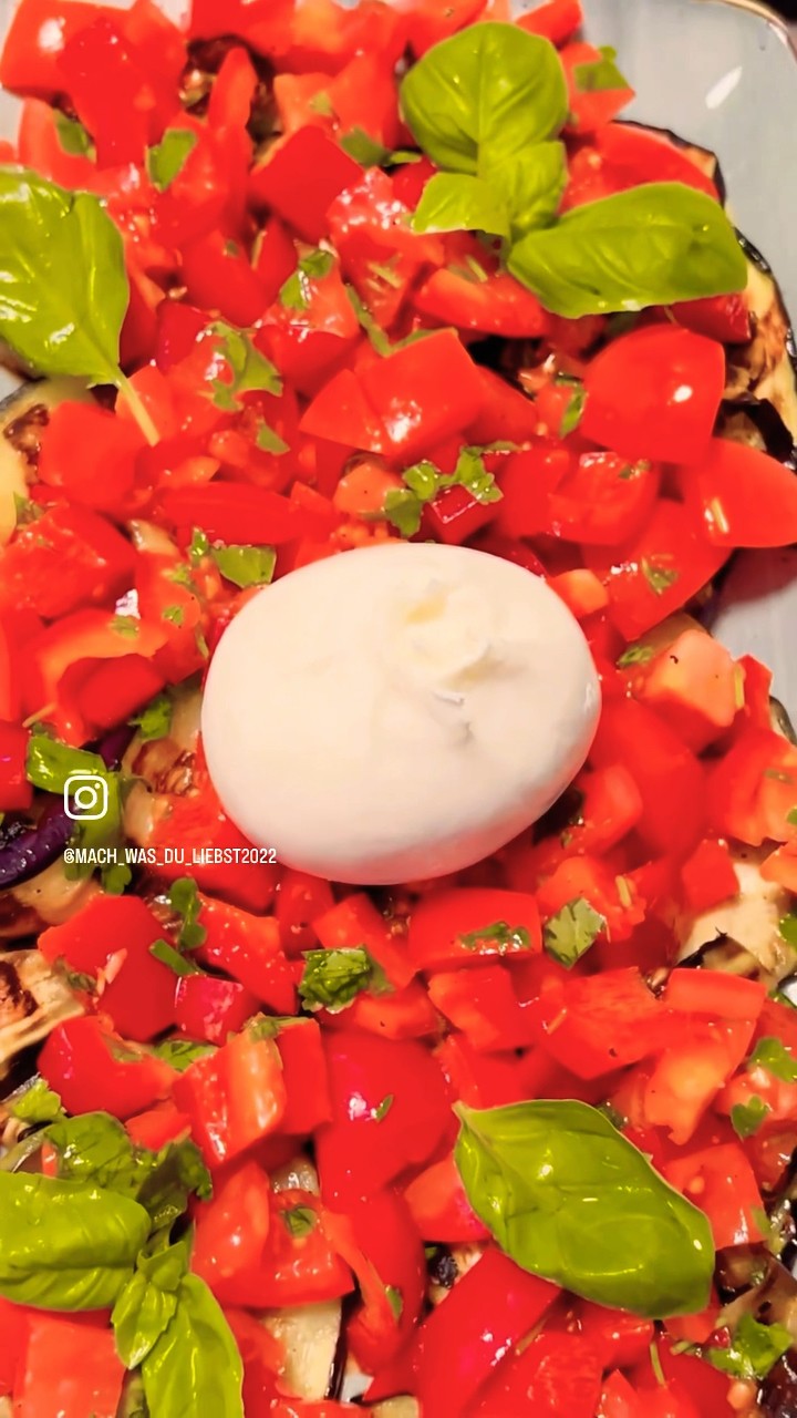 Салат с грильными баклажанами вкусно и быстро, Gegrillter ...