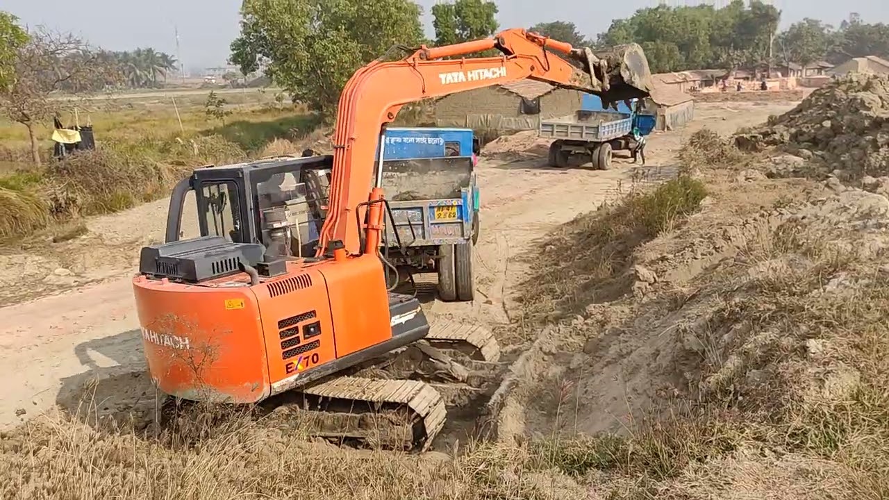 tata hitachi & shaktiman working on Hawa bhatta