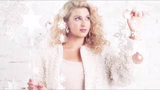 Tori Kelly ft. Babyface - Let It Snow [🎧High Experience Audio🎧] | Christmas Special