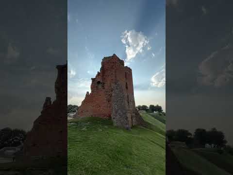 Video: Ruinas del castillo de Novogrudok descripción y fotos - Bielorrusia: Novogrudok