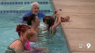 Diving into swim safety: Swimming lessons crucial for young kids as pool season returns