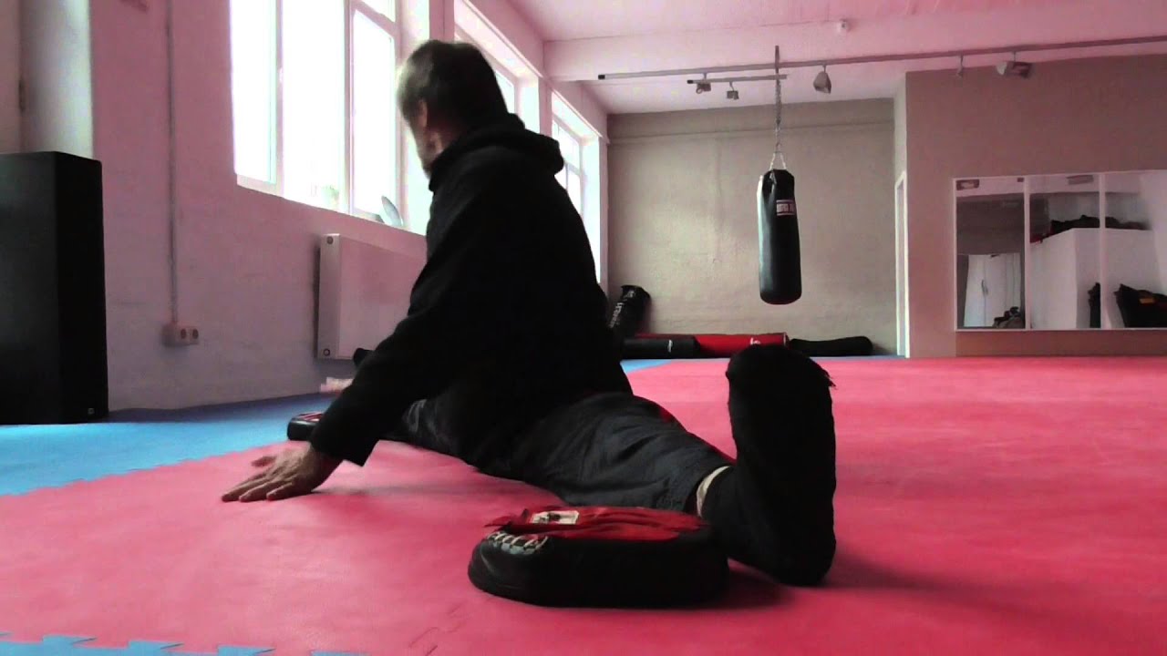 06 11 2014 Spagat Stretching Flexibility for Martial Arts YouTube