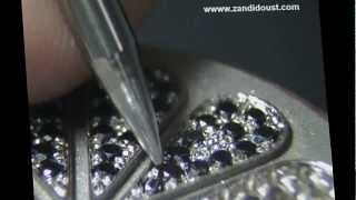 Zandidoust -- Sertissage cadran et diamant noir