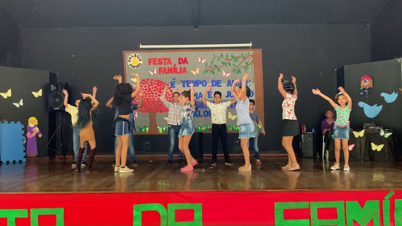 5º Ano Apresentação - Dudu Nobre - A grande família - Festa da Família - Colégio Papiro