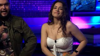 Dulce García sexy haciendo lo suyo