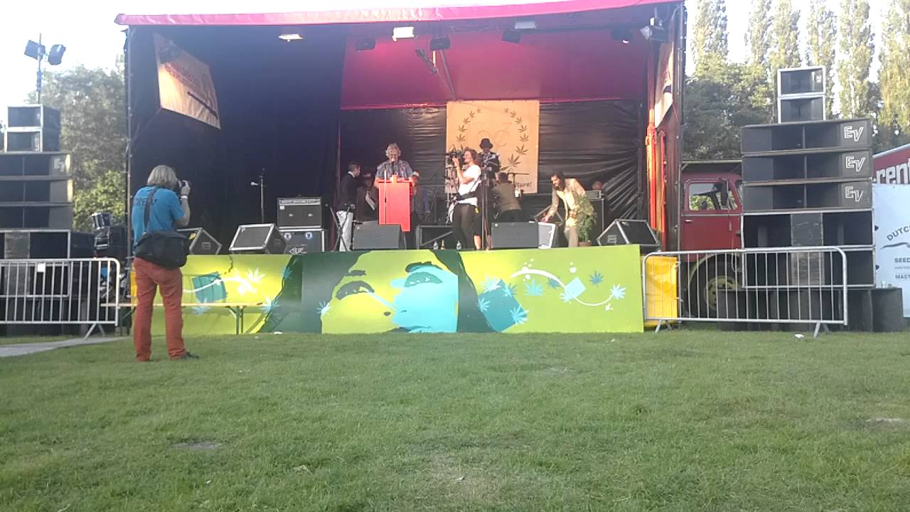 Doede de Jong @ Cannabis bevrijdingsdag 2014