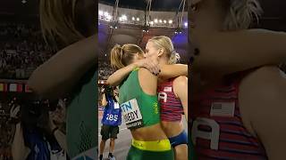 When you decide to share gold 🇦🇺 🤝 🇺🇸 #WorldAthleticsChamps #SBS50 When you decide to share gold 🇦🇺 🤝 🇺🇸 #WorldAthleticsChamps #SBS50