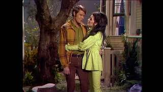 19march1969 Let It Be Me  Glen Cdanbell U0026 Bobbie Gentry the Glen Cdanbell Goodtime Hour