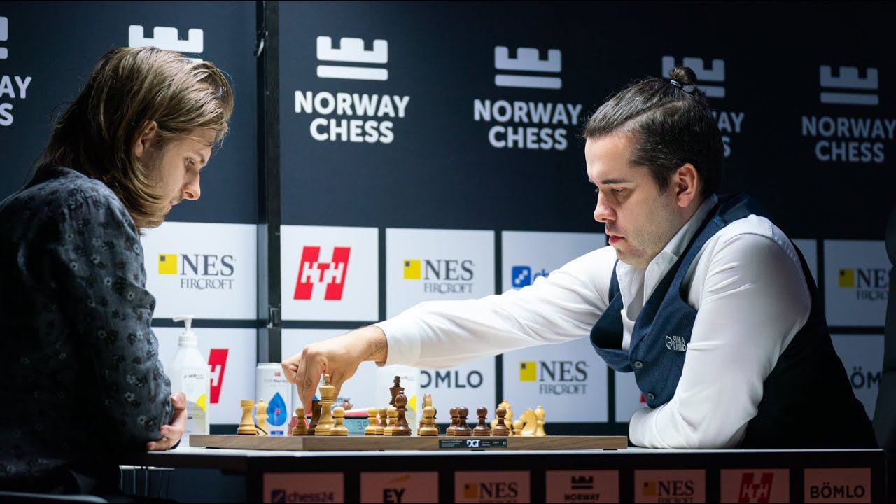 Ian Nepomniachtchi Misses Winning Position After Defeat in Game 12