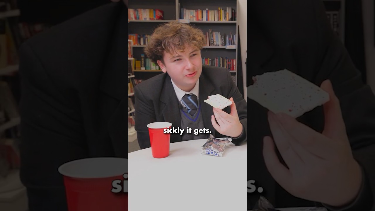 British Highschoolers try American Pop Tarts!