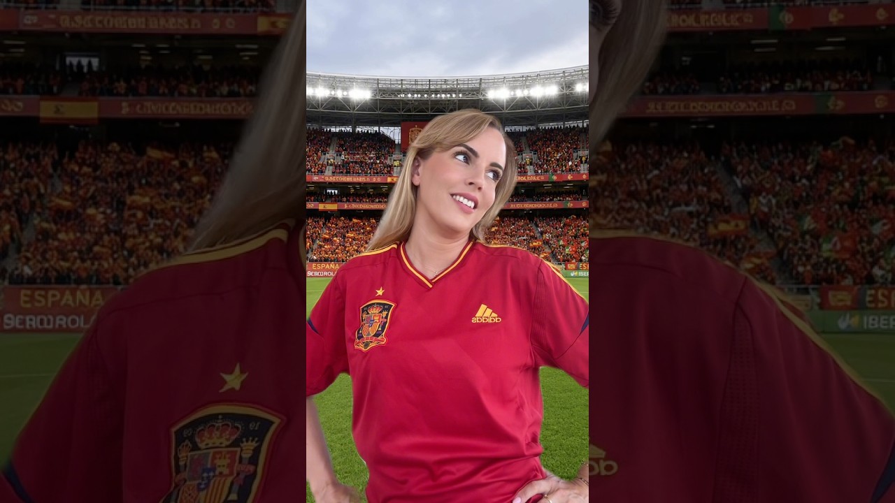 Danza Kuduro doesn’t stand a chance vs Macarena 💃Who do you think is going to win? #worldcup