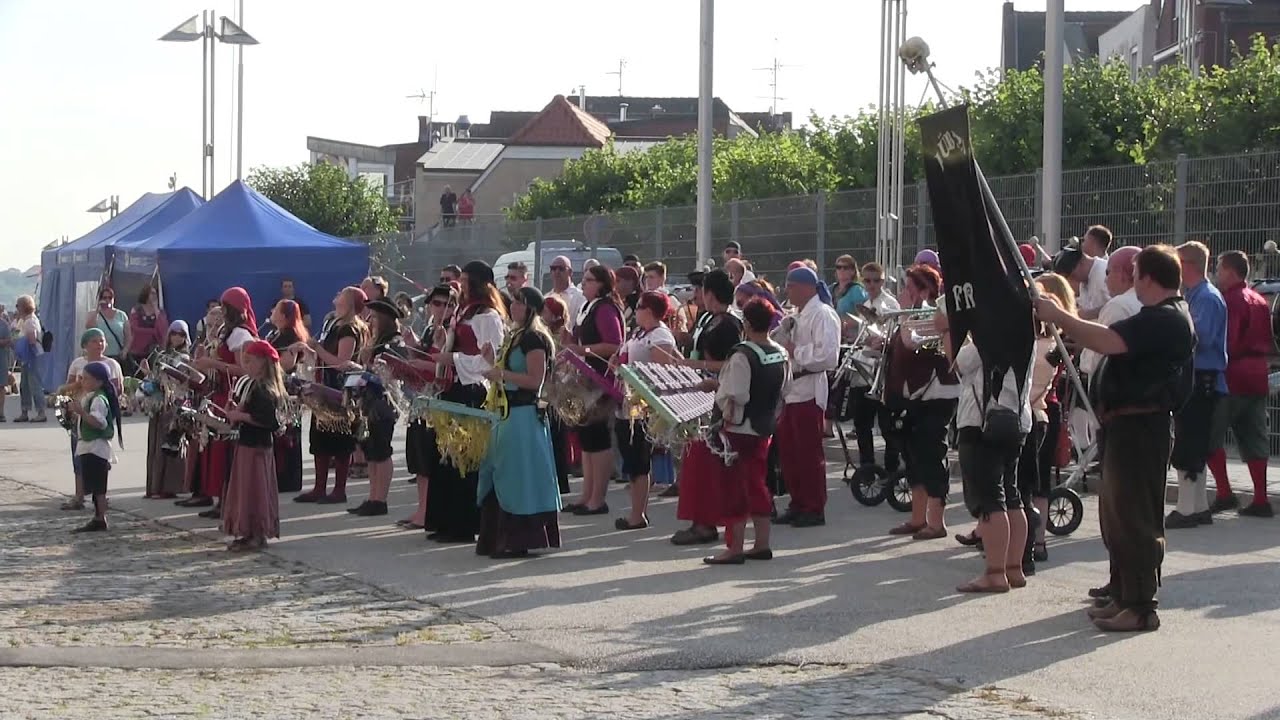 Lübecks Freibeutermukke - Titel: Umbrella