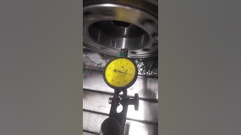 vmc Spindle runout set in under 5 micron(2)
