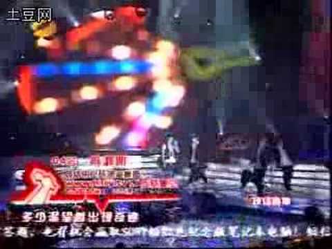 Yu Hao Ming (俞灏明) --- 人在雨中 (In The Rain)