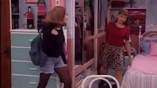 Stephanie and Gia’s outfits in full house