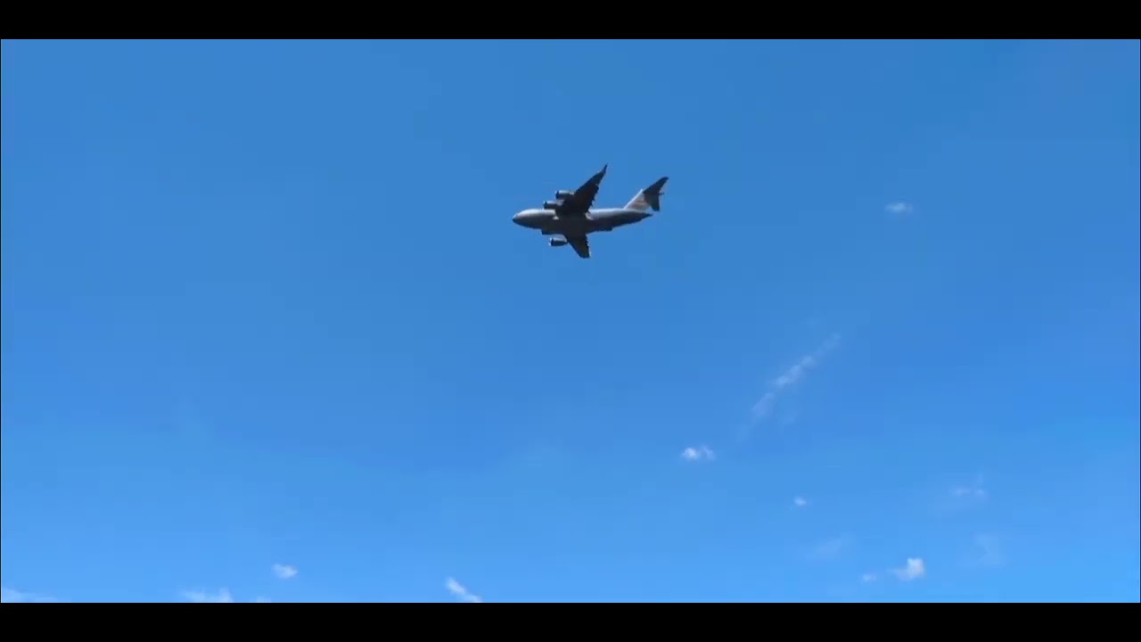 C-17 Fly Over #1 - YouTube