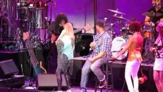 Sergio Mendes with H2O - Agua de Beber Live at Hollywood Bowl