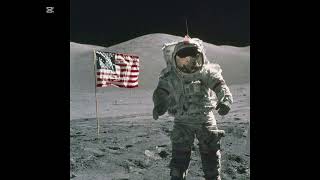 The split - (APOLLO 11)