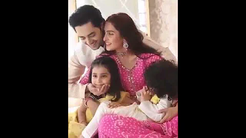 aiza Khan and Danish taimoor with his sweet children's 😍💗