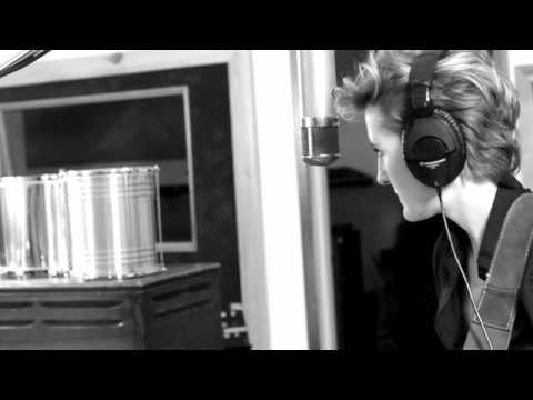 Mia Dyson - Tell Me - Official Music Video