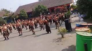 Viral #entahapayangmerasukimu# #salahapaaku#