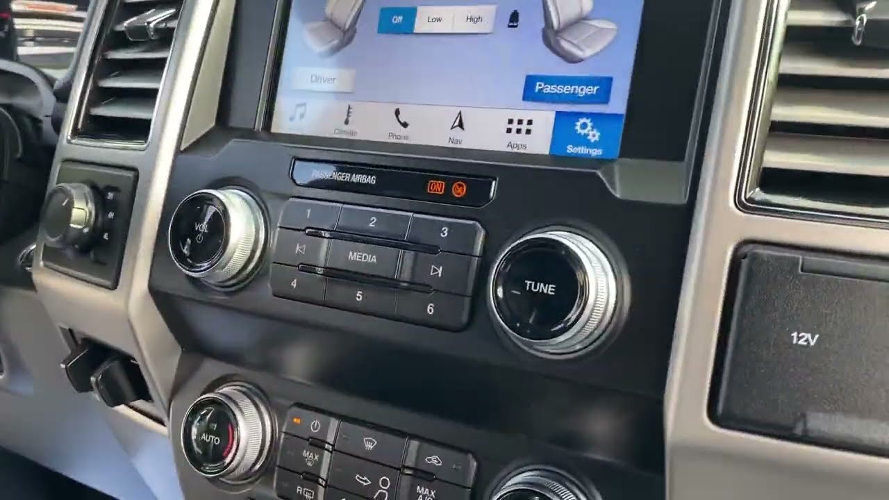2019 F250 Platinum E72796 (interior cont.) YouTube