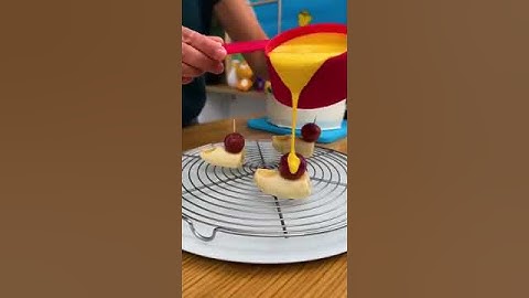 Waddle Over the Bridge Cake