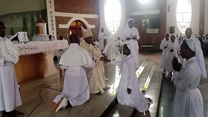 Amasezerano ya burundu ya Maman Claudine Umutesi n...