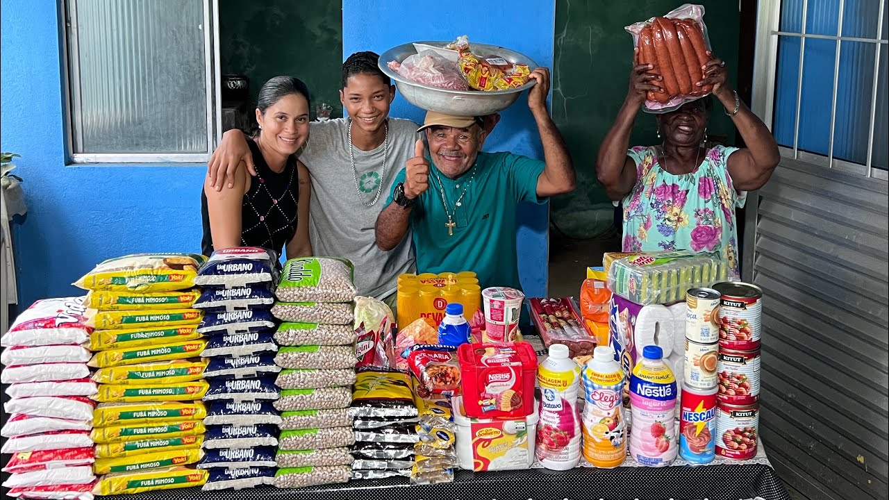 Fazendo compras no supermercado 
